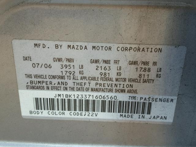 JM1BK123371606560 - 2007 MAZDA 3 S SILVER photo 10