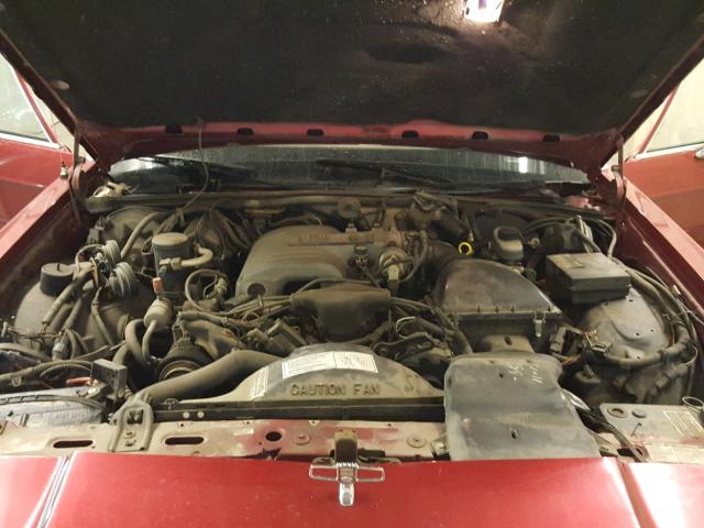 2FACP74F8MX185685 - 1991 FORD CROWN VICT RED photo 7