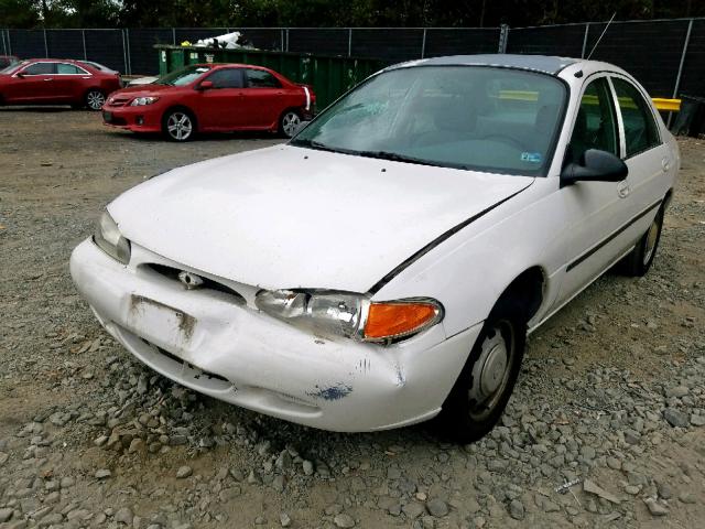 1FALP10P9VW260516 - 1997 FORD ESCORT WHITE photo 2