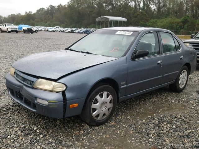 1N4BU31D9RC194187 - 1994 NISSAN ALTIMA XE BLUE photo 2