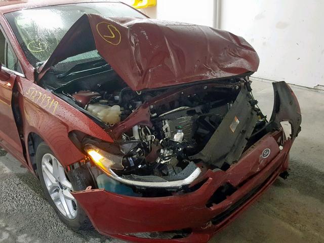 3FA6P0H71FR122890 - 2015 FORD FUSION SE RED photo 9