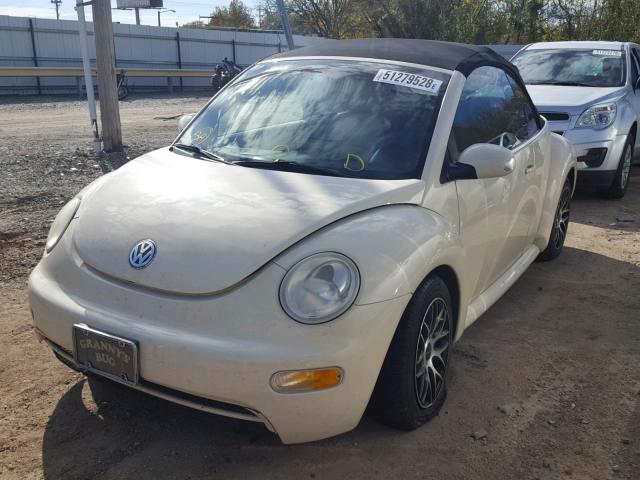 3VWBM31Y75M366753 - 2005 VOLKSWAGEN NEW BEETLE TAN photo 2