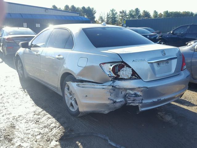 JH4KB16505C018305 - 2005 ACURA RL SILVER photo 3