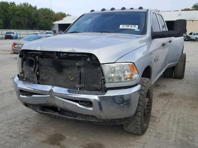 3C63RRGL4DG600939 - 2013 RAM 3500 ST SILVER photo 2