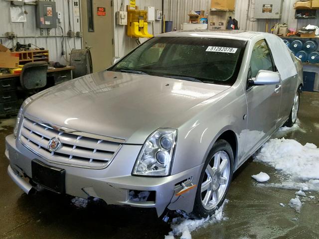 1G6DW677770133180 - 2007 CADILLAC STS SILVER photo 2