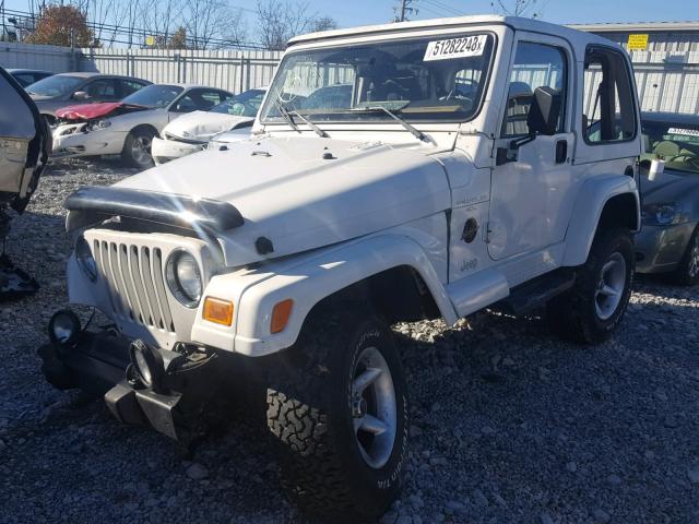 1J4FY49S6WP723702 - 1998 JEEP WRANGLER / WHITE photo 2