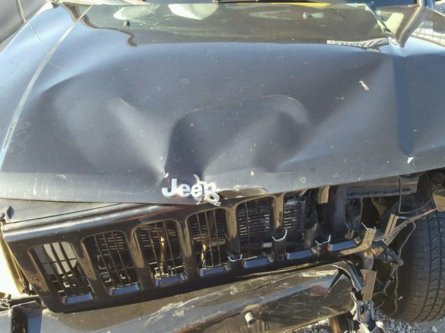 1J8HG48N16C355555 - 2006 JEEP COMMANDER BLACK photo 7