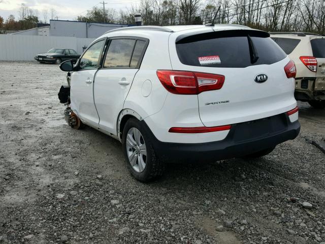 KNDPB3A28D7401724 - 2013 KIA SPORTAGE B WHITE photo 3