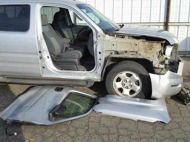 2HJYK16276H558245 - 2006 HONDA RIDGELINE SILVER photo 9