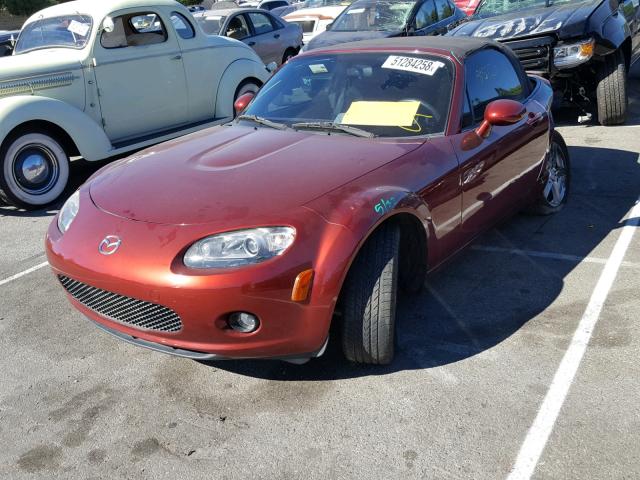 JM1NC25F560106166 - 2006 MAZDA MX-5 MIATA MAROON photo 2