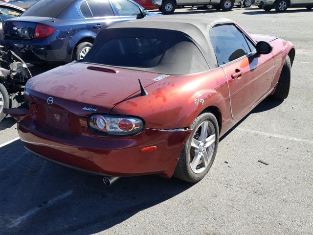 JM1NC25F560106166 - 2006 MAZDA MX-5 MIATA MAROON photo 4