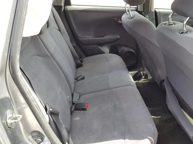 JHMGE88269S008849 - 2009 HONDA FIT GRAY photo 6