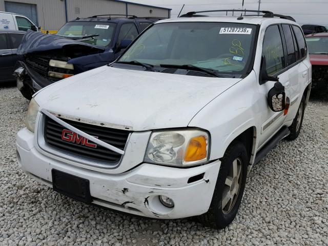 1GKDS13S342437908 - 2004 GMC ENVOY WHITE photo 2