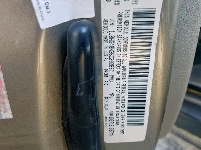 1J8HG48N36C202837 - 2006 JEEP COMMANDER ნაცრისფერი ფოტო 10