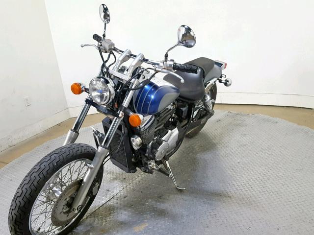 JH2RC44091K501305 - 2001 HONDA VT750 DC BLUE photo 4