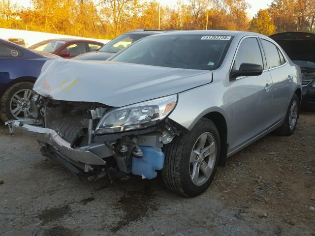 1G11B5SA2DF356916 - 2013 CHEVROLET MALIBU LS 银色 照片 2