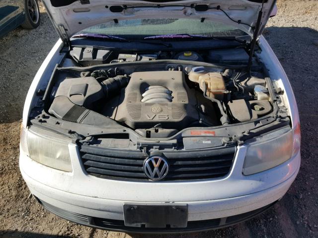 WVWMD63B7XE455172 - 1999 VOLKSWAGEN PASSAT GLS WHITE photo 7