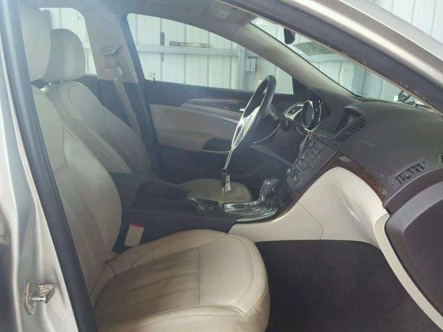 2G4GS5EV5D9206710 - 2013 BUICK REGAL PREM SILVER photo 5