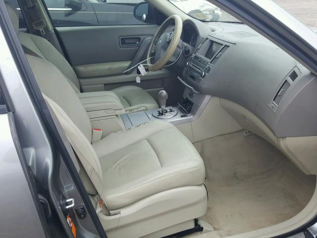 JNRAS08W54X223686 - 2004 INFINITI FX35 GRAY photo 5