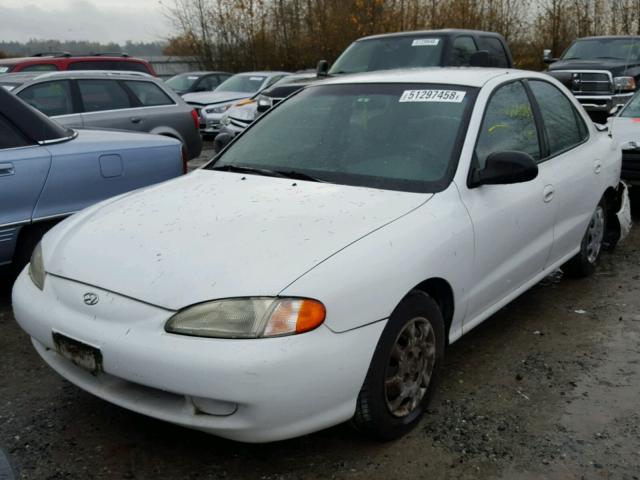 KMHJF24M7WU647875 - 1998 HYUNDAI ELANTRA WHITE photo 2