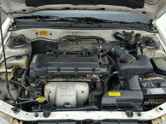 KMHJF24M7WU647875 - 1998 HYUNDAI ELANTRA WHITE photo 7