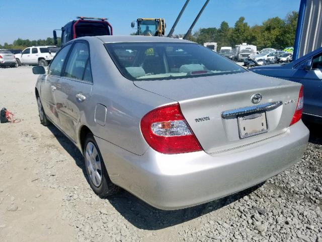 4T1BE32K72U524814 - 2002 TOYOTA CAMRY LE SILVER photo 3