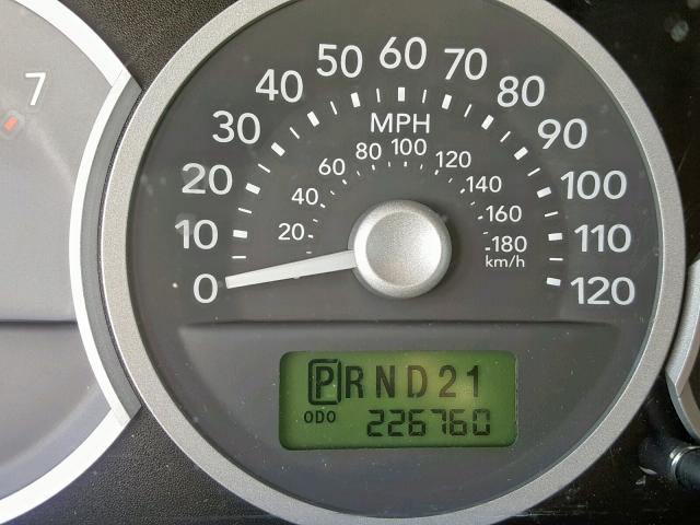 4M2CU91147KJ09986 - 2007 MERCURY MARINER LU GREEN photo 8