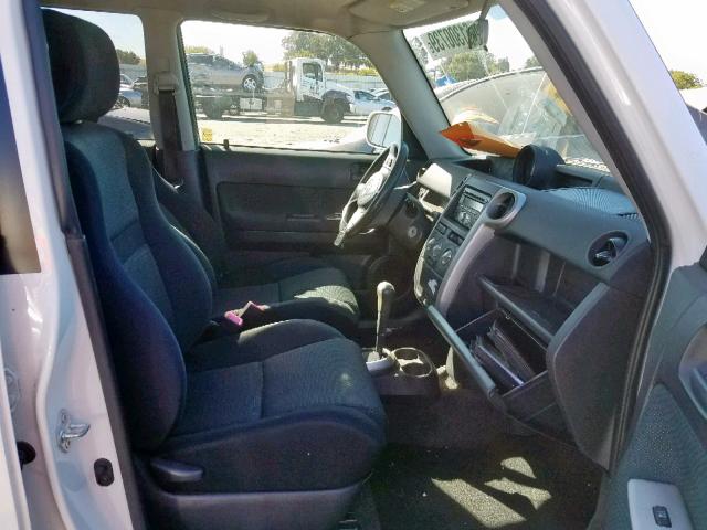 JTLKT324364114338 - 2006 TOYOTA SCION XB თეთრი ფოტო 5