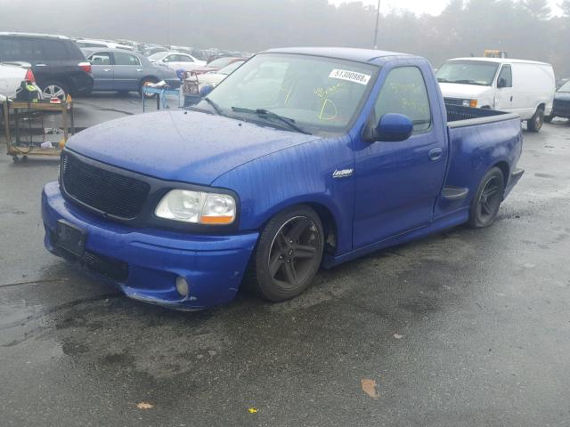 2FTRF07353CA43722 - 2003 FORD F150 SVT L BLUE photo 2