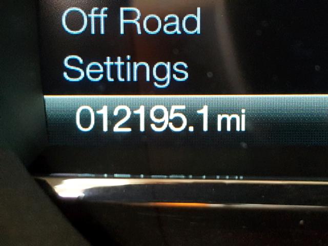 5LMJJ2HT3HEL03129 - 2017 LINCOLN NAVIGATOR Biały zdjęcie 8