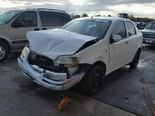 KL1TD52694B159309 - 2004 CHEVROLET AVEO WHITE photo 2