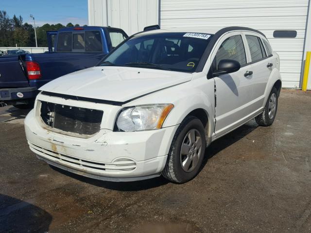 1B3HB28B28D558789 - 2008 DODGE CALIBER WHITE photo 2