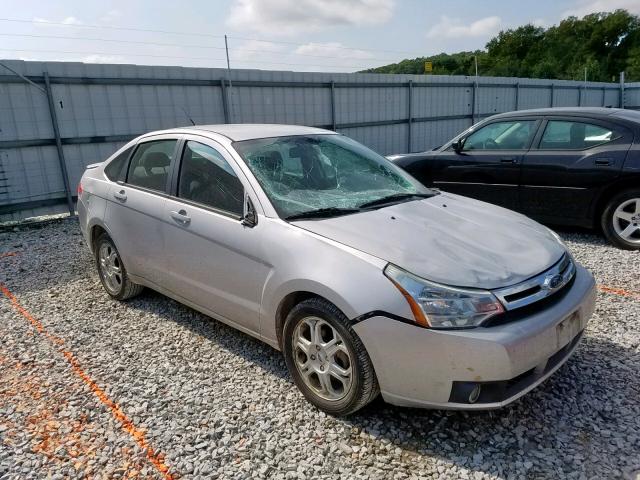 1FAHP36N79W207407 - 2009 FORD FOCUS SES SILVER photo 1