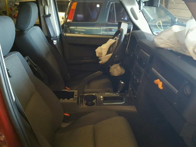 1J8HG48K88C110292 - 2008 JEEP COMMANDER MAROON photo 5