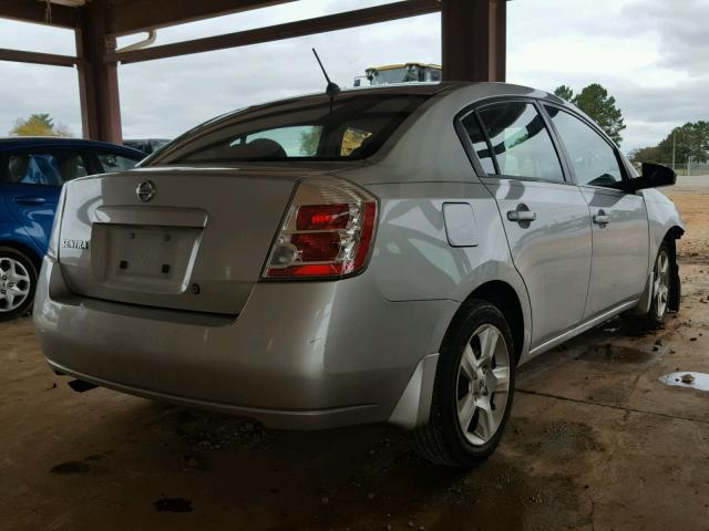 3N1AB61EX8L692698 - 2008 NISSAN SENTRA 2.0 SILVER photo 4