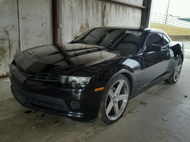 2G1FA1E32F9290393 - 2015 CHEVROLET CAMARO LS BLACK photo 2