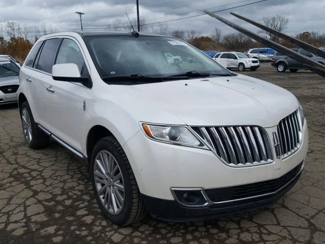 2LMDJ8JK0BBJ11212 - 2011 LINCOLN MKX WHITE photo 1