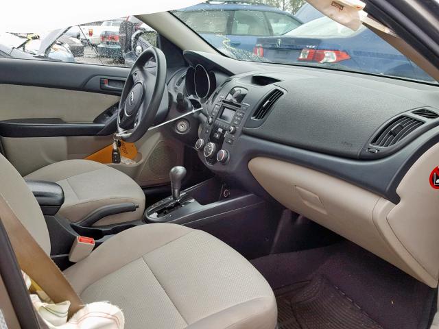 KNAFU4A20A5813278 - 2010 KIA FORTE EX GRAY photo 5