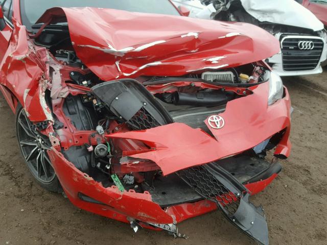 JF1ZNAA1XH8706000 - 2017 TOYOTA 86 BASE RED photo 9