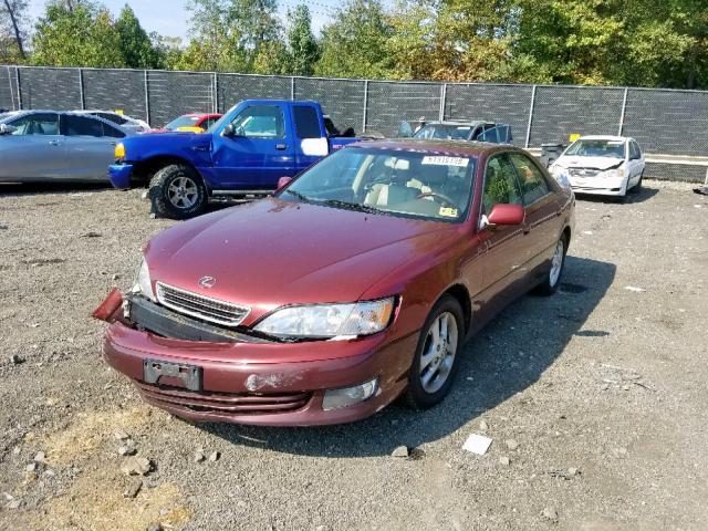 JT8BF28GX10299016 - 2001 LEXUS ES 300 RED photo 2