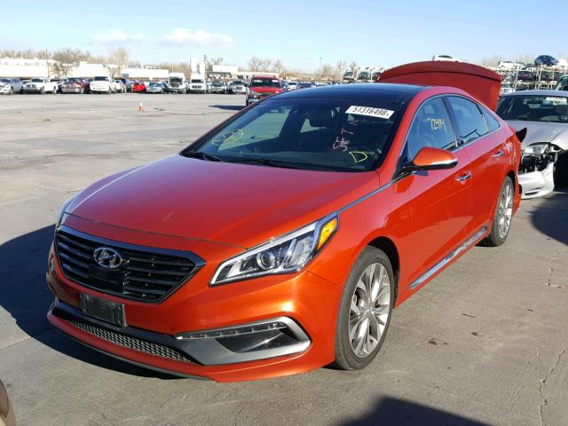 5NPE34AB1FH198958 - 2015 HYUNDAI SONATA SPO ORANGE photo 2