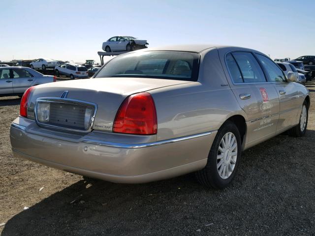 1LNHM85W45Y659559 - 2005 LINCOLN TOWN CAR S TAN photo 4