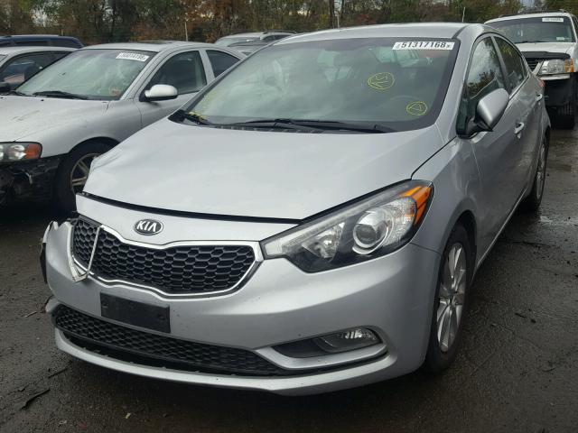 KNAFX4A8XF5356935 - 2015 KIA FORTE EX SILVER photo 2