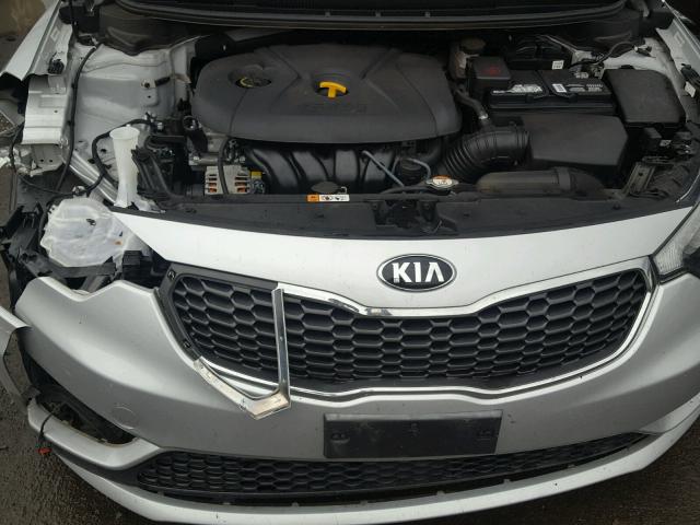 KNAFX4A8XF5356935 - 2015 KIA FORTE EX SILVER photo 7