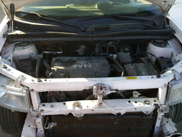 JTLKT324350191135 - 2005 TOYOTA SCION XB Ақ фото 7