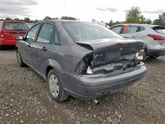 1FAFP34NX5W236677 - 2005 FORD FOCUS ZX4 GRAY photo 3