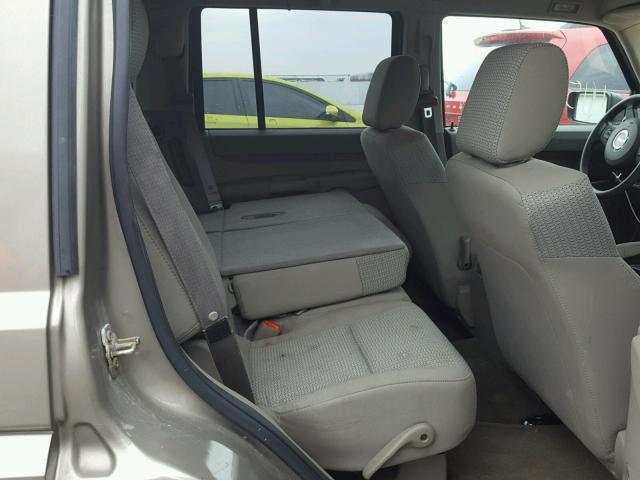 1J8HG48K96C123291 - 2006 JEEP COMMANDER BEIGE photo 6