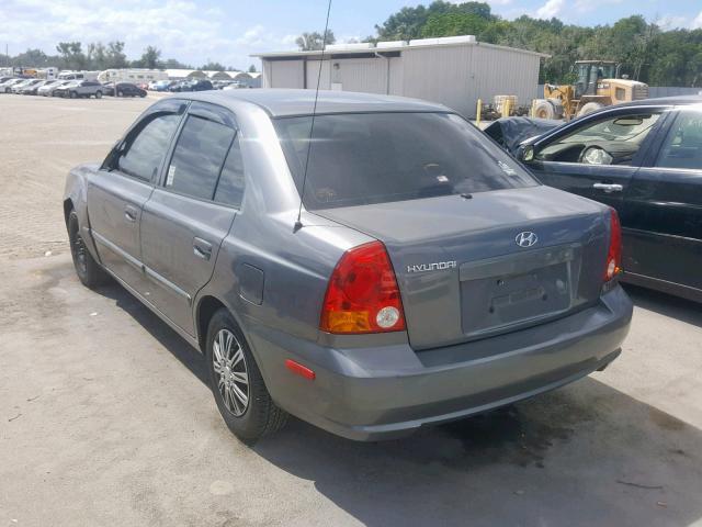 KMHCG45C95U602345 - 2005 HYUNDAI ACCENT GL GRAY photo 3