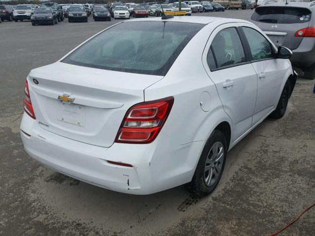 1G1JB5SH1H4142708 - 2017 CHEVROLET SONIC LS 白色 照片 4