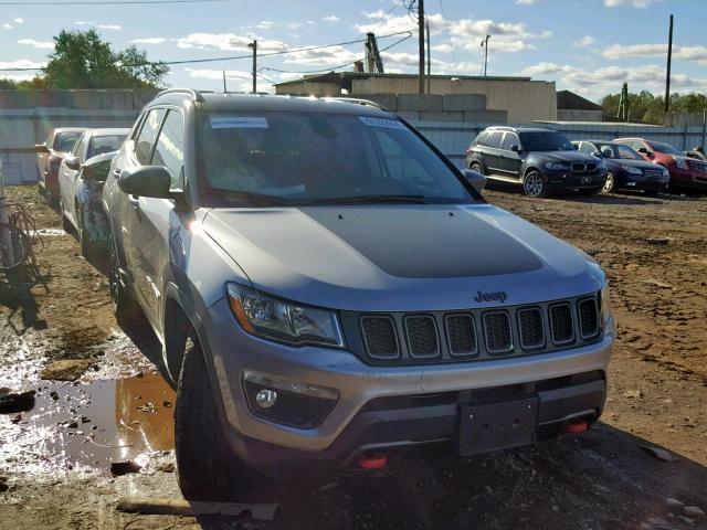 3C4NJDDB1KT671480 - 2019 JEEP COMPASS TR SILVER photo 1